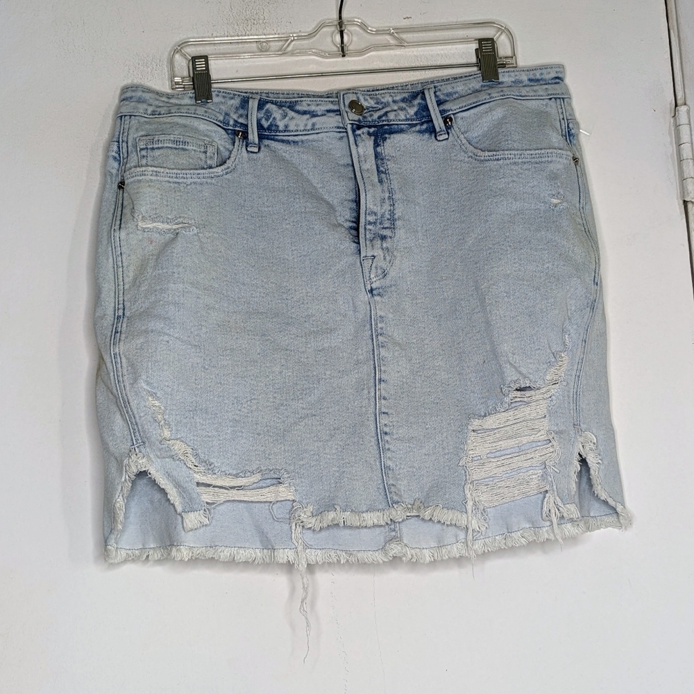Light Wash Distressed Denim Skirt - Women Size 16
